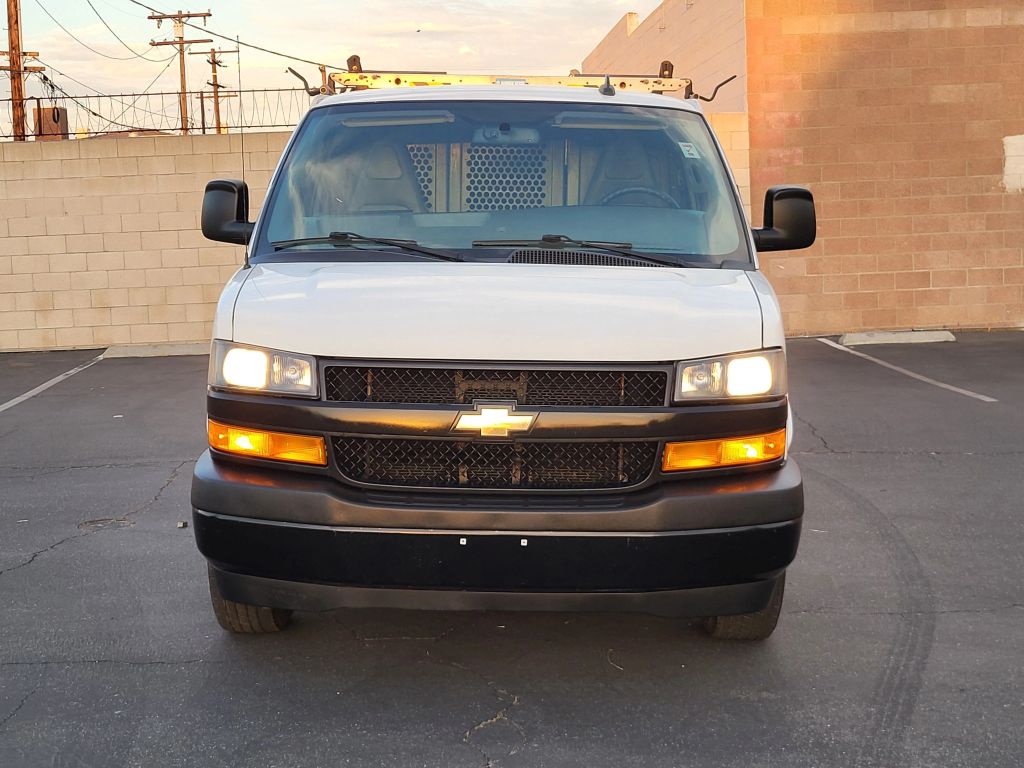 chevrolet express cargo 2018 1GCWGBFG5J1240713 image chevrolet express cargo 2018 1GCWGBFG5J1240713 image